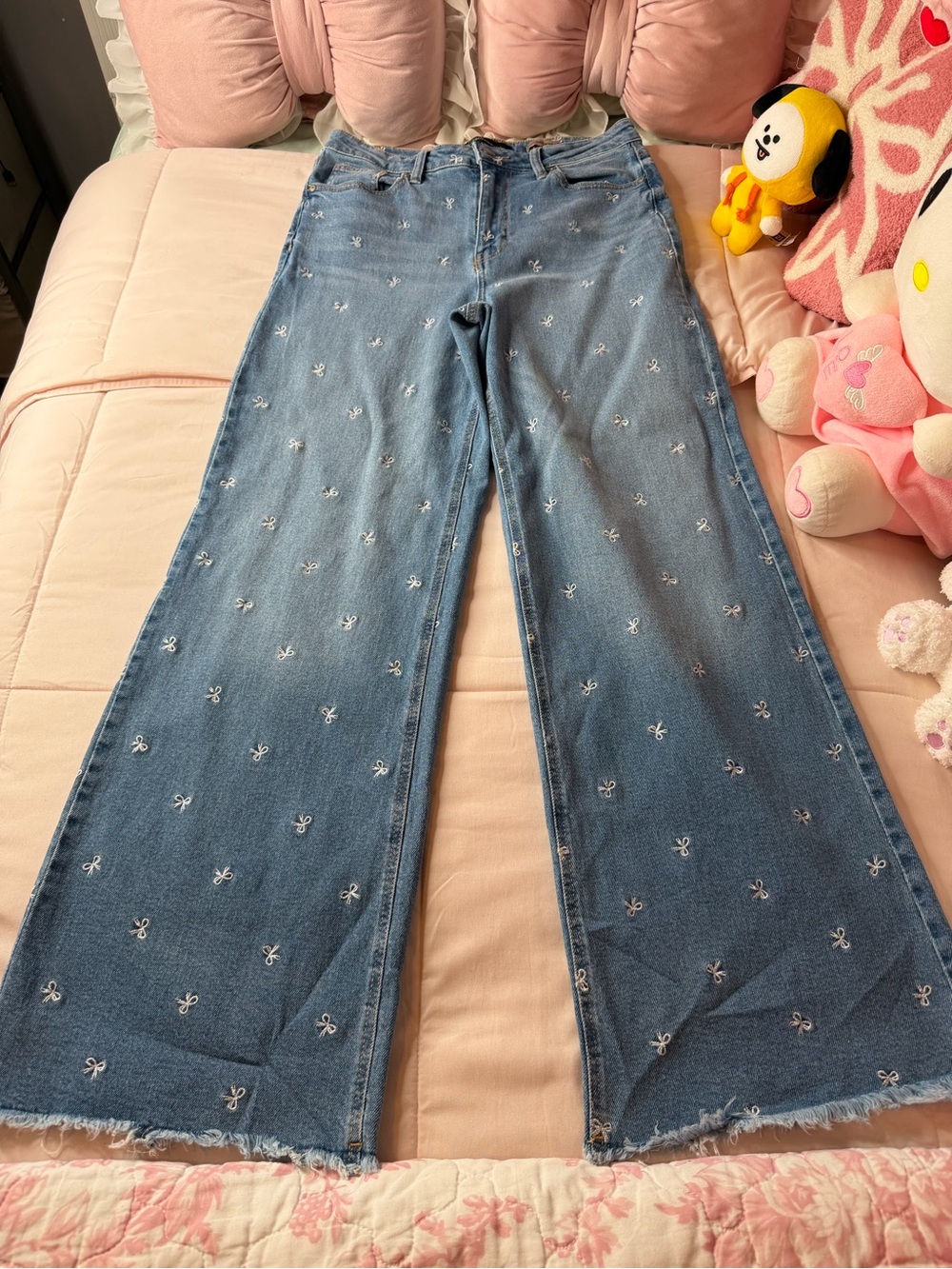BCBGeneration Blue Wide-Leg Embroidered Jeans
